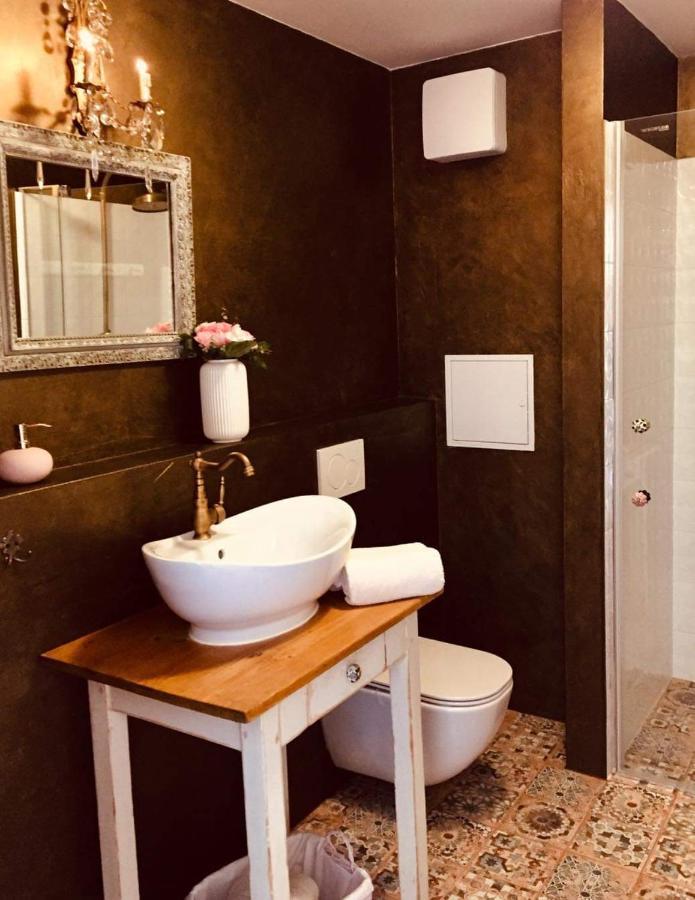 מיקולוב Appartements Des Merveilles מראה חיצוני תמונה